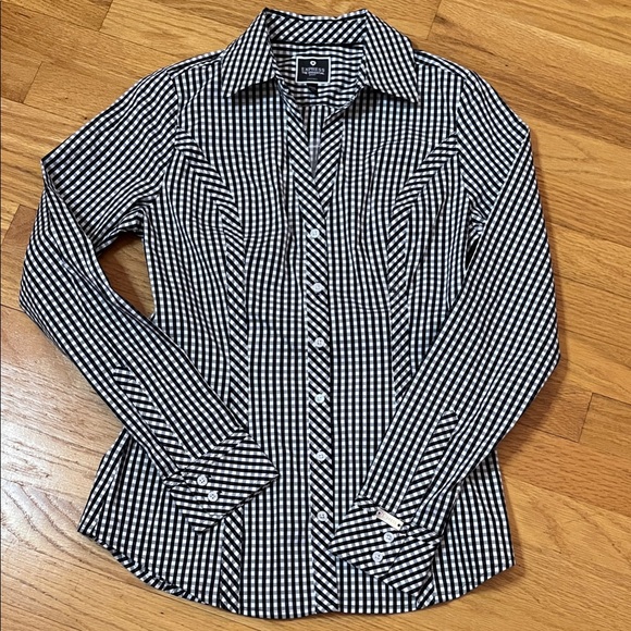 Express Tops - NWT! Express Women’s Black White Gingham Check Tailored Feminine Cut Classic